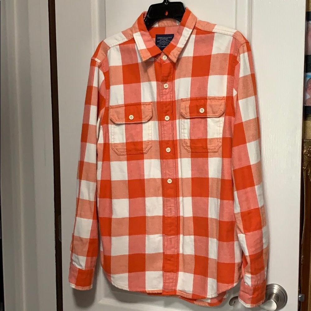 American Eagle orange and cream shirt